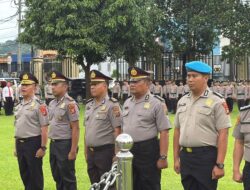 59 personel Polres Lubuk Linggau,menerima anugerah kenaikan pangkat