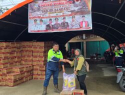 Peduli PT Gorby Putra Utama Salurkan Bantuan Kemanusiaan Pasca banjir Bandang di Kabupaten Muratara