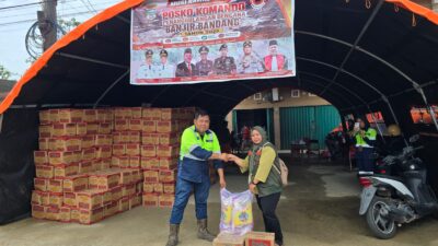 Peduli PT Gorby Putra Utama Salurkan Bantuan Kemanusiaan Pasca banjir Bandang di Kabupaten Muratara