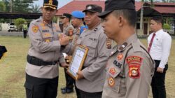 Kapolres Musi Rawas Beri Penghargaan kepada Puluhan Personel Berprestasi